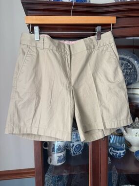 J. Crew Women's Khaki Chino 7” inseam shorts size 4